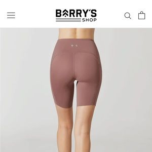 LULULEMON X BARRY'S STRONGER AS ONE SHORT